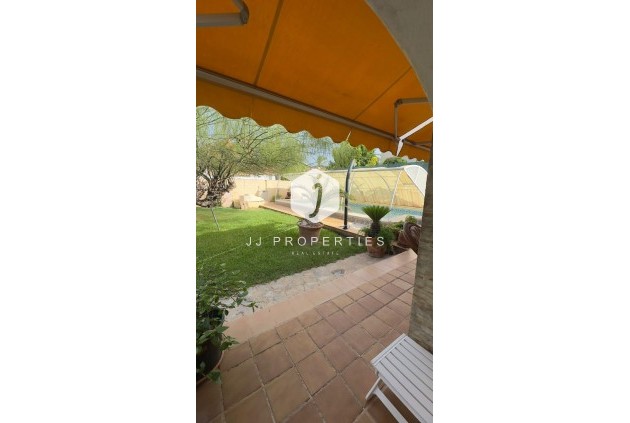 Tweedehands - Villa -
Orihuela Costa - Punta Prima