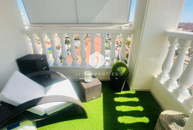 Z drugiej ręki - Mieszkanie w bloku -
Torrevieja - Nueva Torrevieja