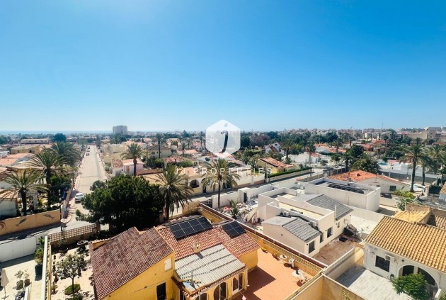 Z drugiej ręki - Mieszkanie w bloku -
Torrevieja - Nueva Torrevieja