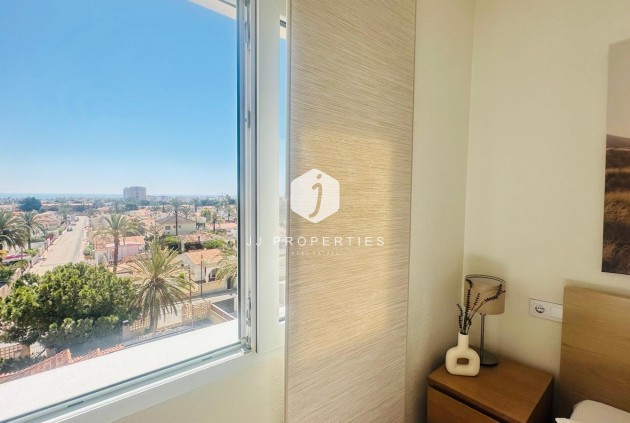 Z drugiej ręki - Mieszkanie w bloku -
Torrevieja - Nueva Torrevieja