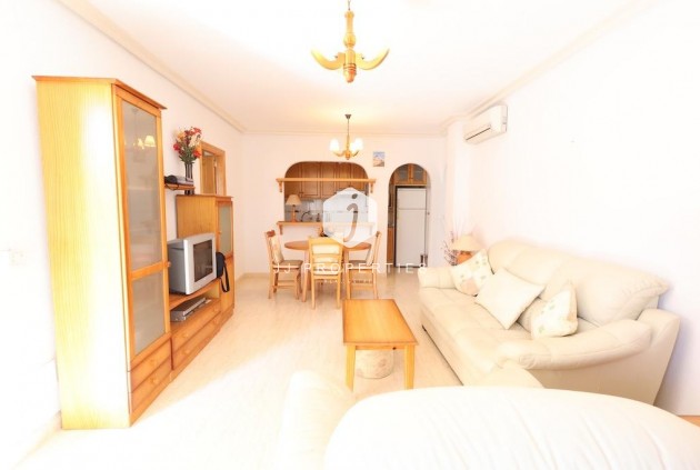 Tweedehands - Bungalow -
Orihuela Costa - Costa Blanca