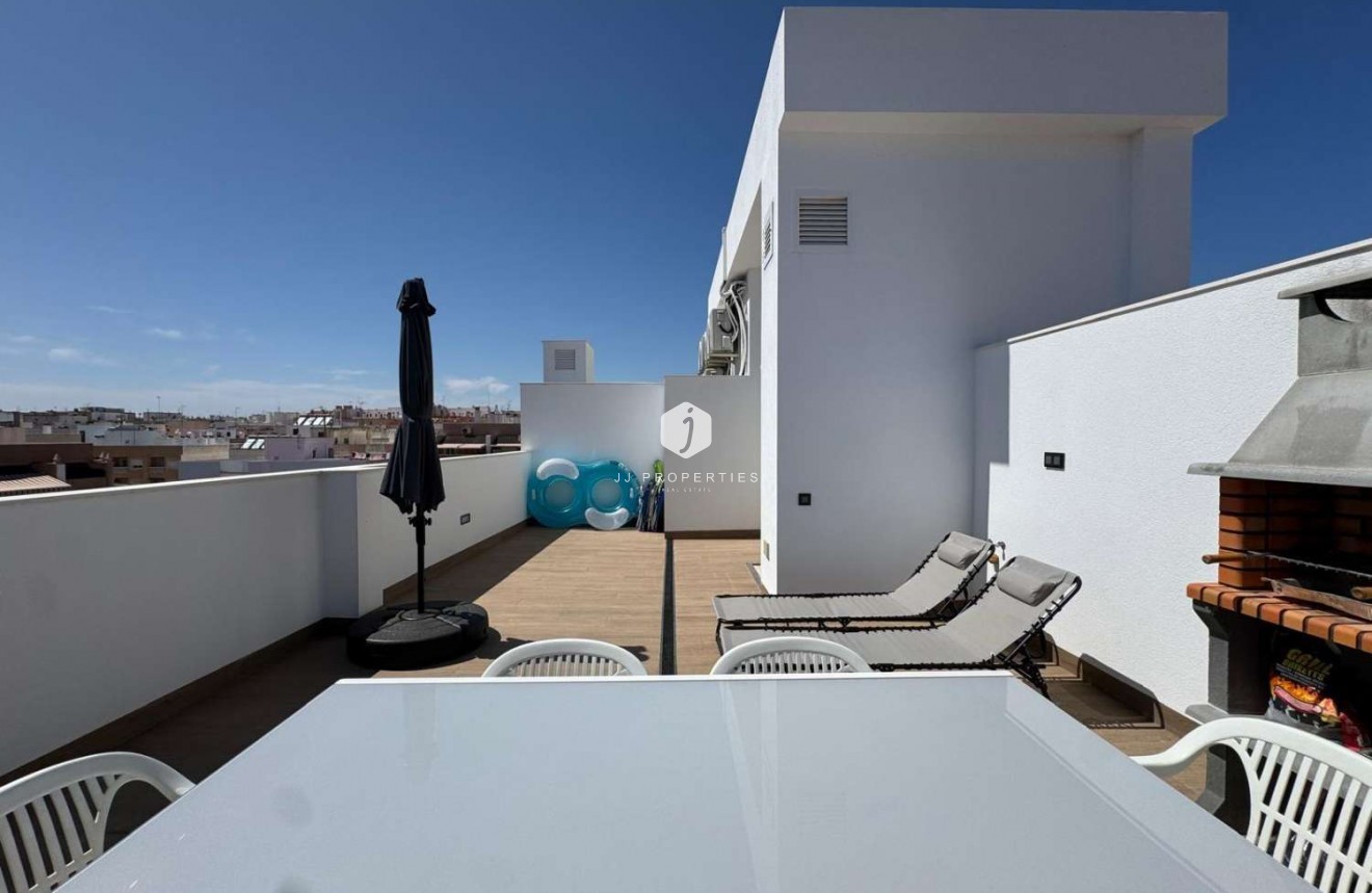 Tweedehands - Appartement / flat -
Torrevieja - Costa Blanca