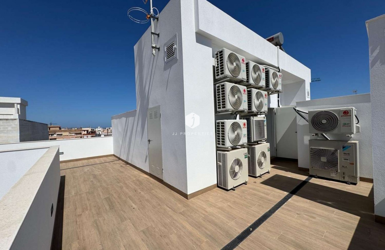 Tweedehands - Appartement / flat -
Torrevieja - Costa Blanca