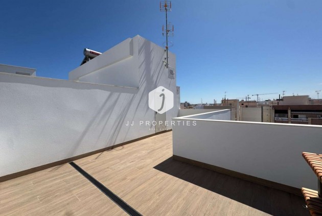 Tweedehands - Appartement / flat -
Torrevieja - Costa Blanca