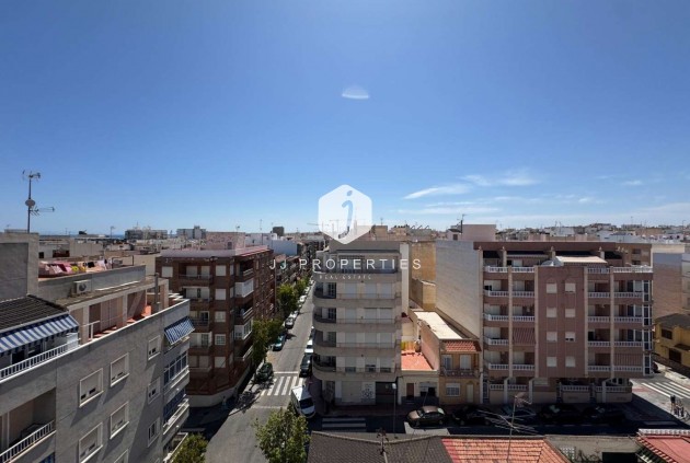 Tweedehands - Appartement / flat -
Torrevieja - Costa Blanca