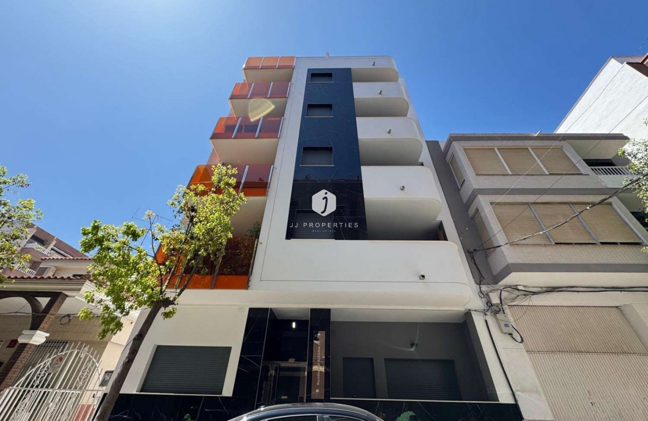 Tweedehands - Appartement / flat -
Torrevieja - Costa Blanca