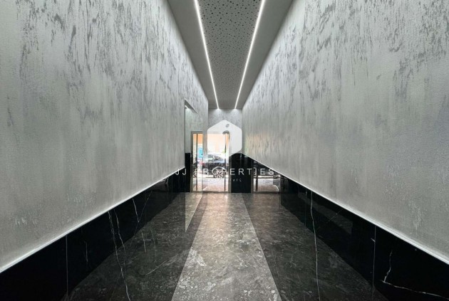 Tweedehands - Appartement / flat -
Torrevieja - Costa Blanca