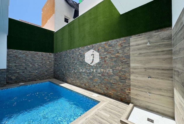 Tweedehands - Appartement / flat -
Torrevieja - Costa Blanca