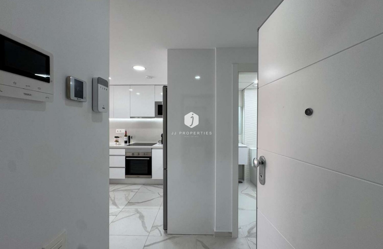 Tweedehands - Appartement / flat -
Torrevieja - Costa Blanca