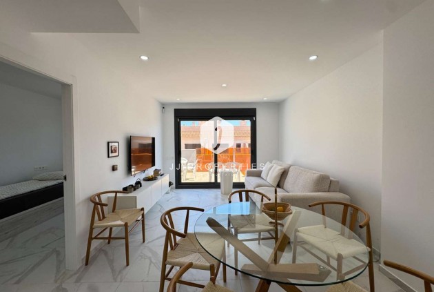 Tweedehands - Appartement / flat -
Torrevieja - Costa Blanca