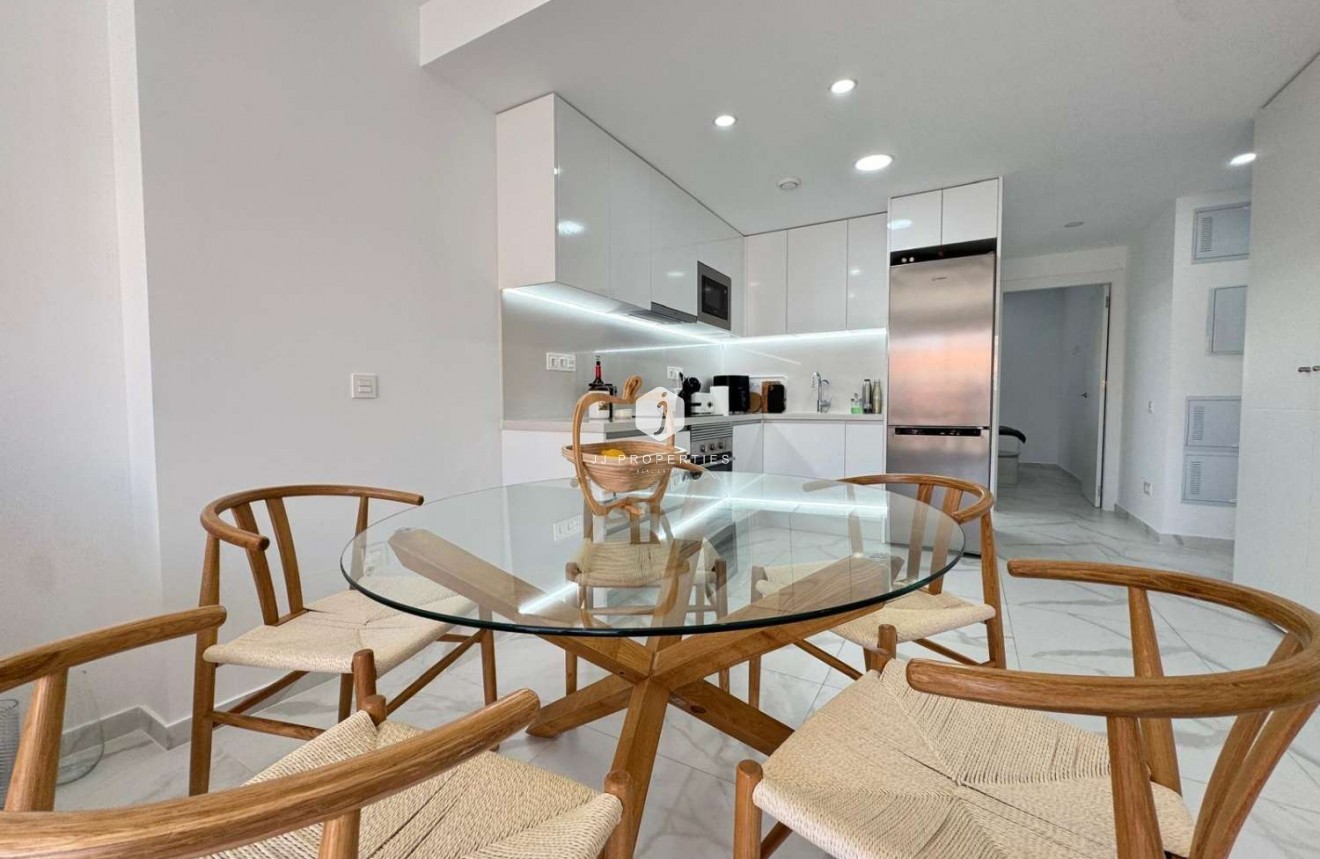 Tweedehands - Appartement / flat -
Torrevieja - Costa Blanca