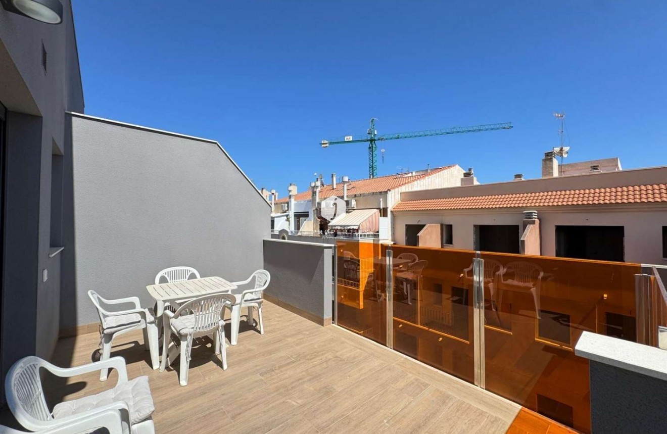 Tweedehands - Appartement / flat -
Torrevieja - Costa Blanca