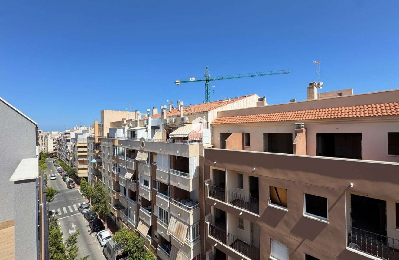 Tweedehands - Appartement / flat -
Torrevieja - Costa Blanca