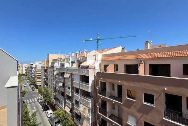 Tweedehands - Appartement / flat -
Torrevieja - Costa Blanca