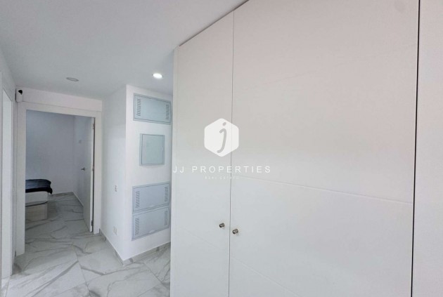 Tweedehands - Appartement / flat -
Torrevieja - Costa Blanca