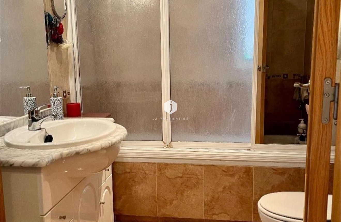 Segunda mano - Apartamento / piso -
Formentera del Segura