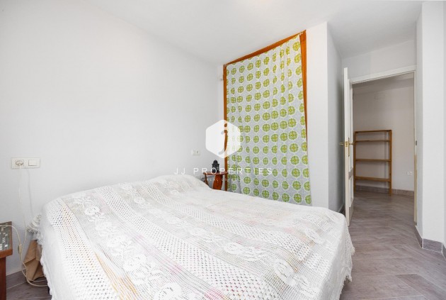 Tweedehands - Bungalow -
Torrevieja - Torre la mata