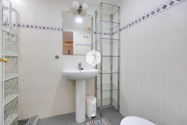 Tweedehands - Bungalow -
Torrevieja - Torre la mata