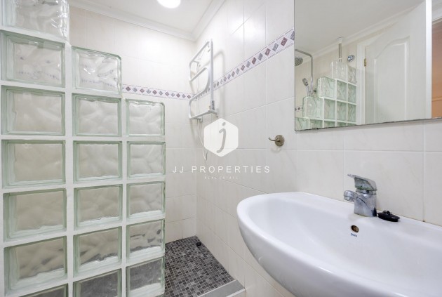 Tweedehands - Bungalow -
Torrevieja - Torre la mata