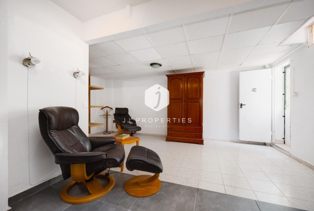 Tweedehands - Bungalow -
Torrevieja - Torre la mata