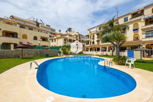 Tweedehands - Bungalow -
Torrevieja - Torre la mata
