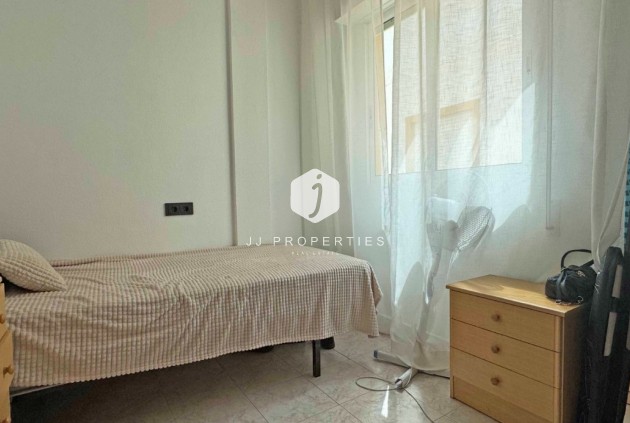 Tweedehands - duplex -
Torrevieja - Costa Blanca