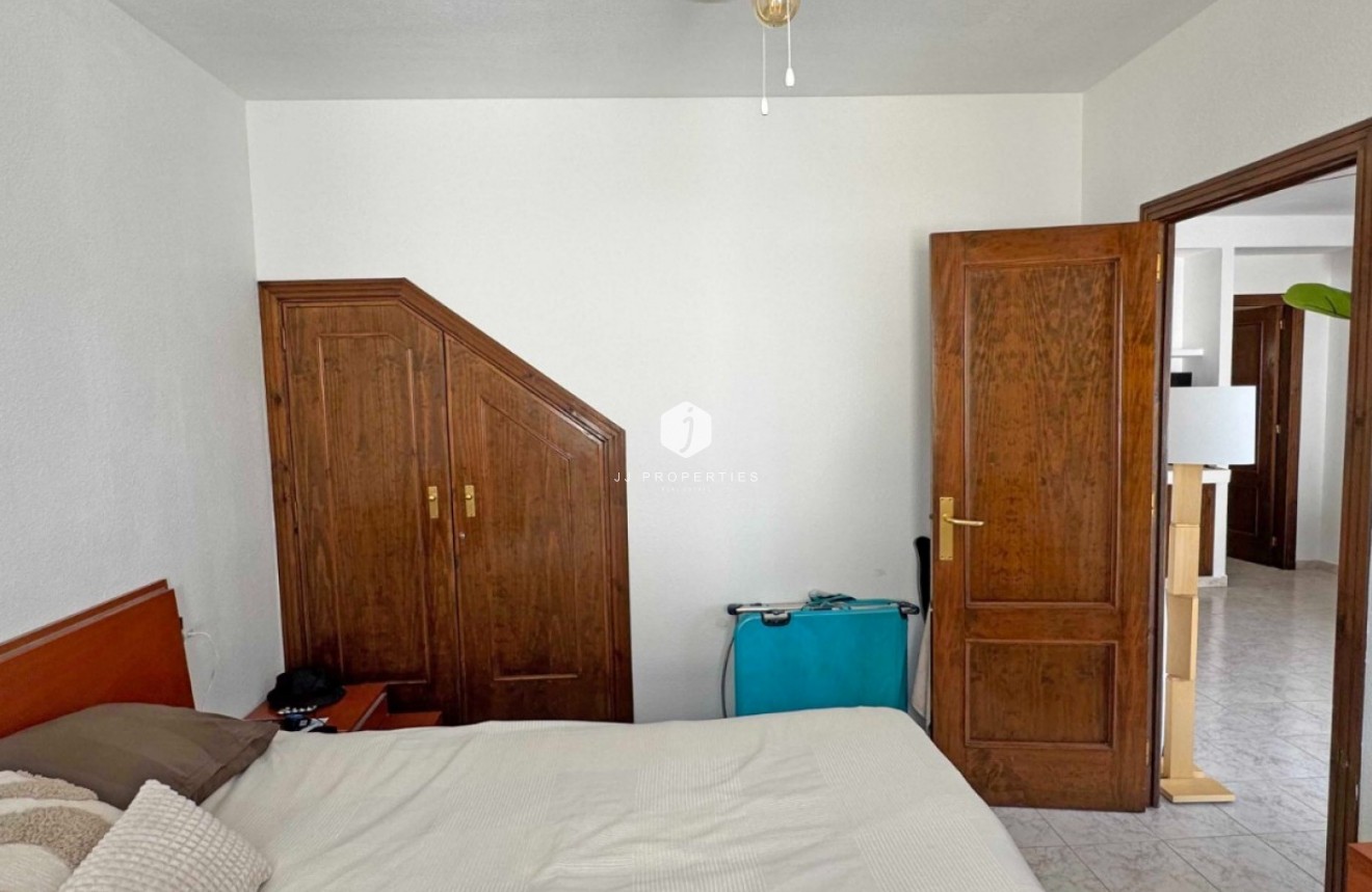 Tweedehands - duplex -
Torrevieja - Costa Blanca