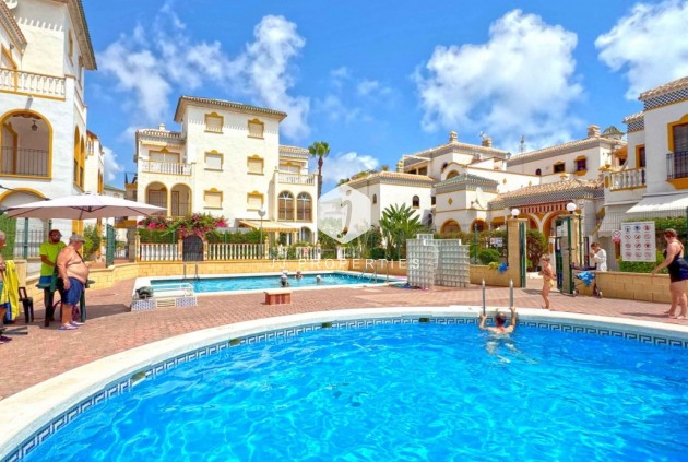 Tweedehands - duplex -
Torrevieja - Costa Blanca