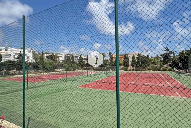 Tweedehands - duplex -
Torrevieja - Costa Blanca