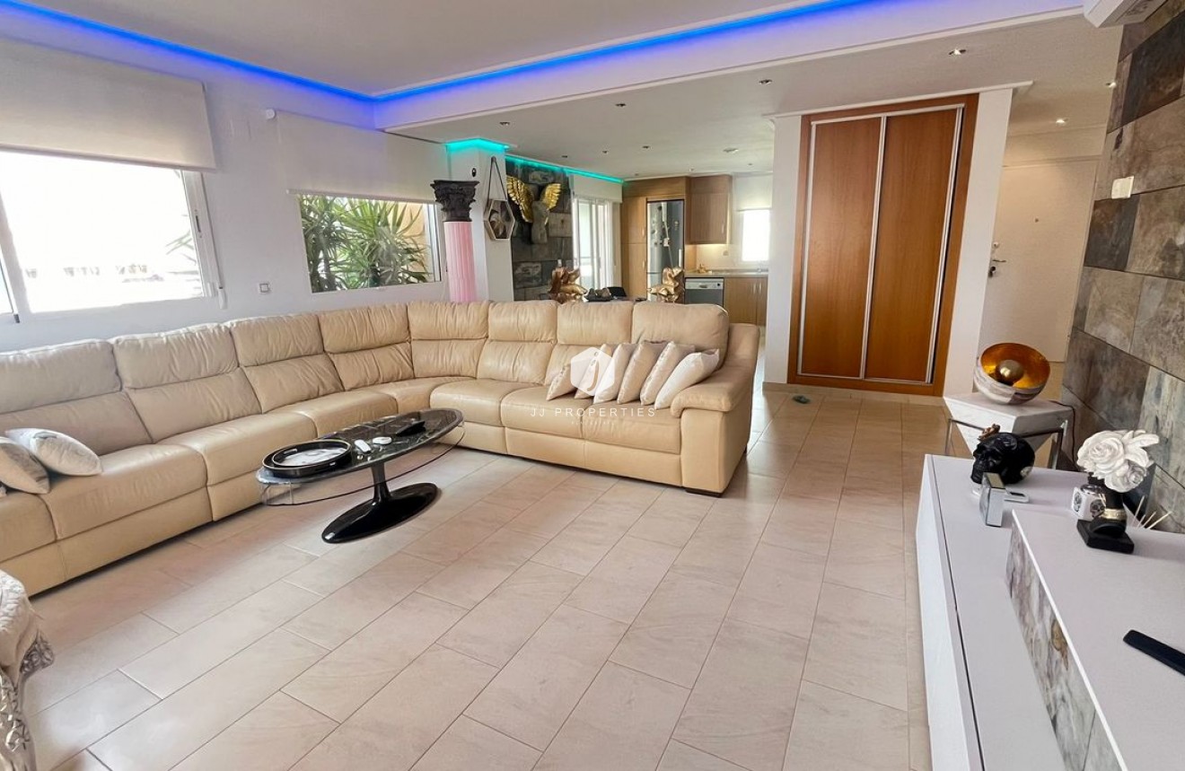 Tweedehands - Appartement / flat -
Los Dolses - Inland