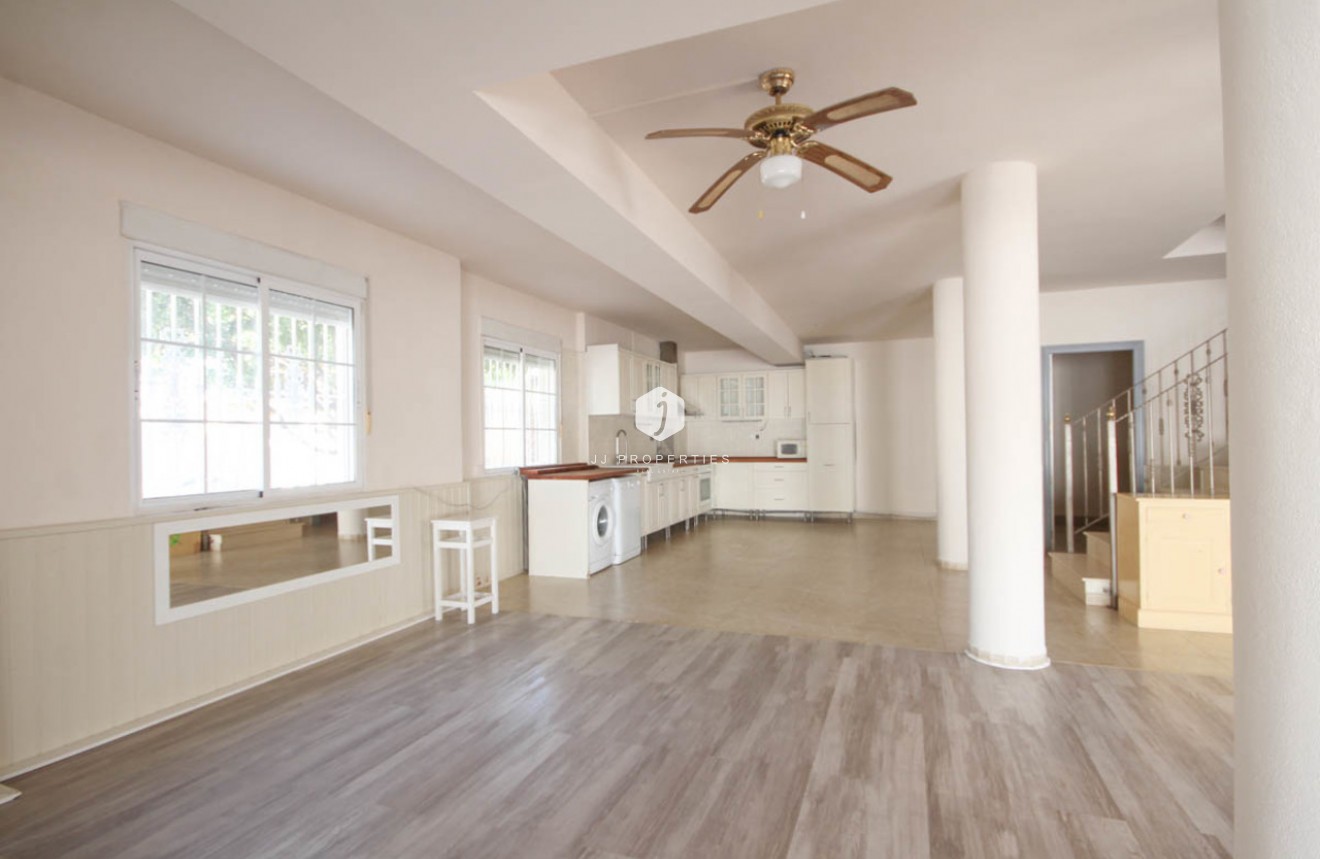 Tweedehands - Villa -
La Zenia - Costa Blanca