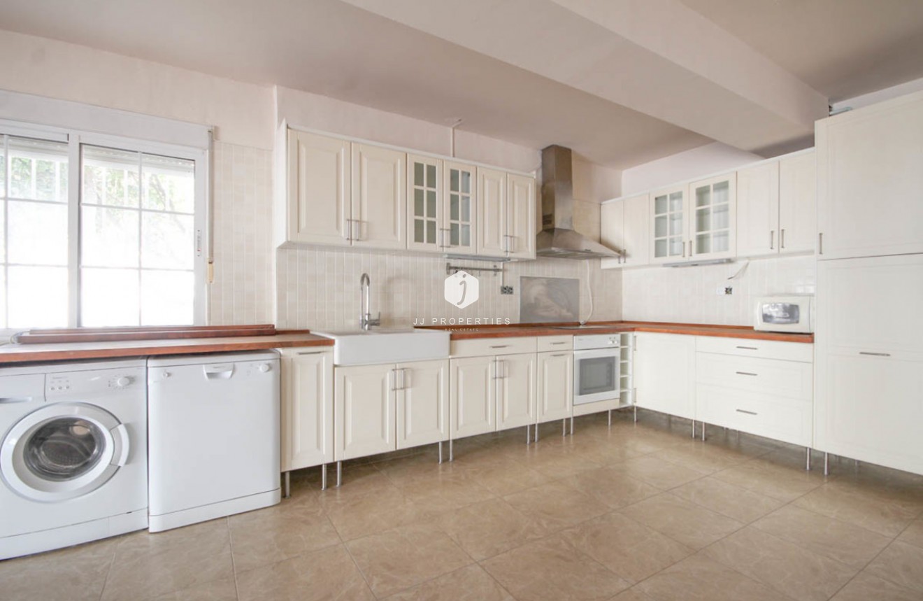 Tweedehands - Villa -
La Zenia - Costa Blanca