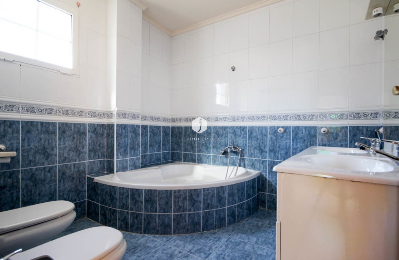 Tweedehands - Villa -
La Zenia - Costa Blanca