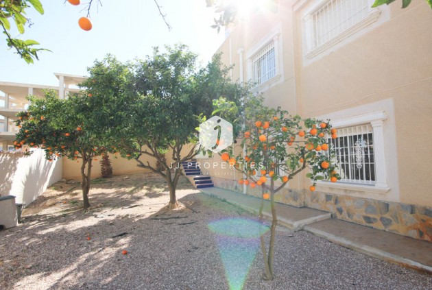 Tweedehands - Villa -
La Zenia - Costa Blanca