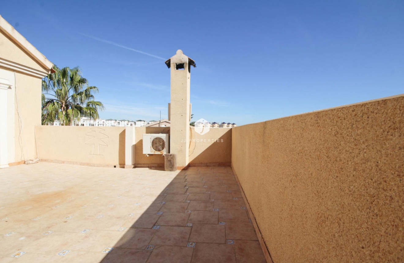 Tweedehands - Villa -
La Zenia - Costa Blanca