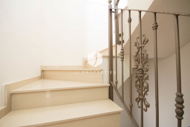 Tweedehands - Villa -
La Zenia - Costa Blanca