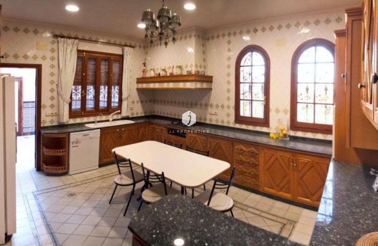 Tweedehands - Villa -
Orihuela Costa - Costa Blanca