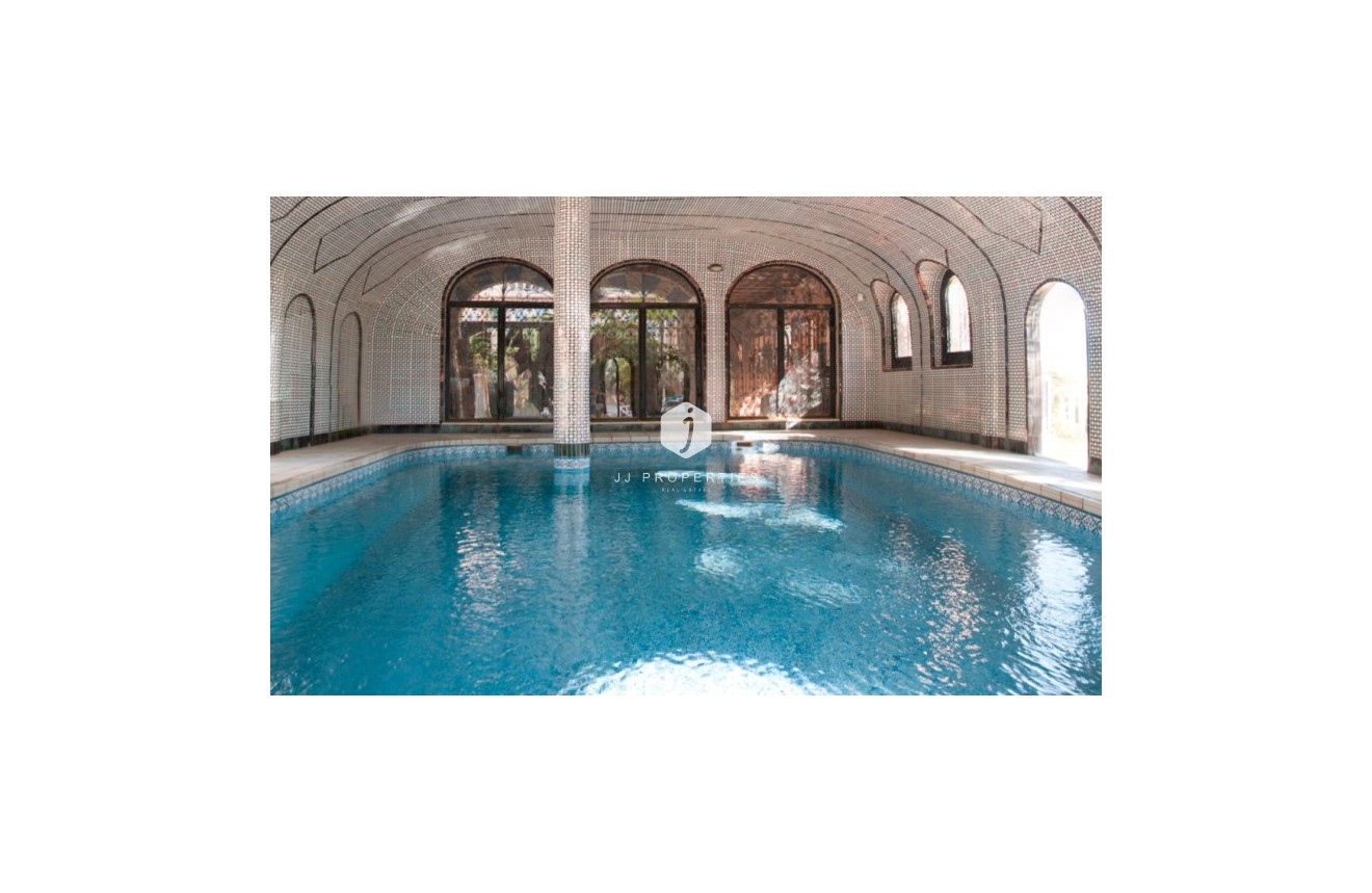 Tweedehands - Villa -
Orihuela Costa - Costa Blanca