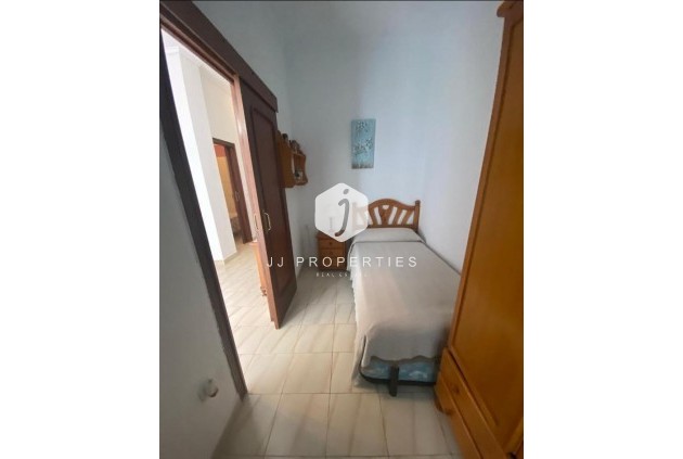 Tweedehands - Chalet -
Torrevieja - Centro