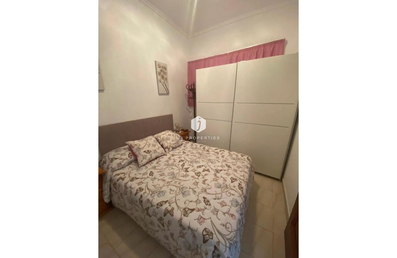 Tweedehands - Chalet -
Torrevieja - Centro