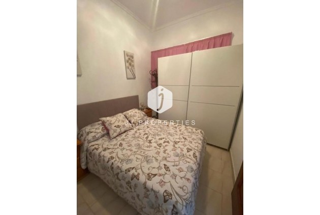 Tweedehands - Chalet -
Torrevieja - Centro