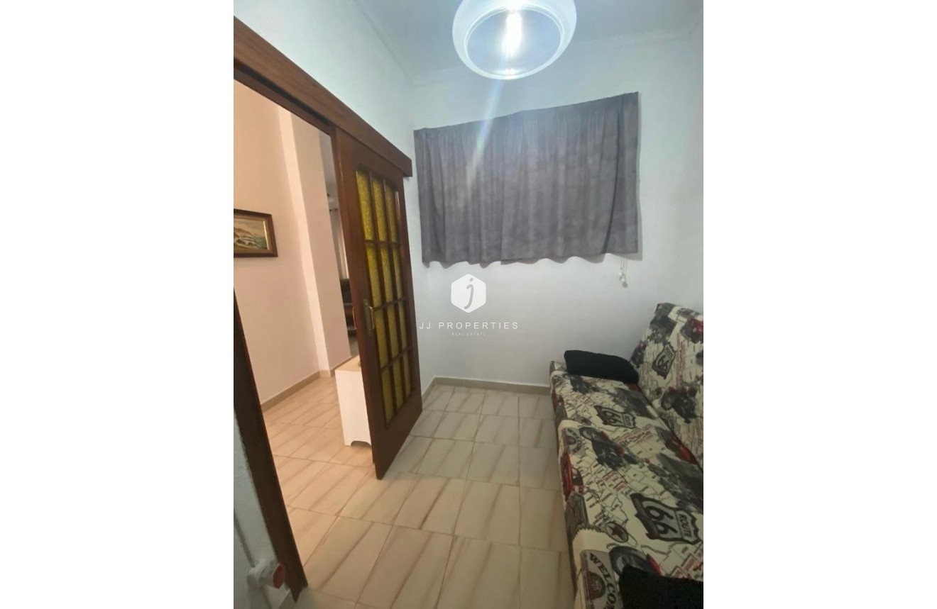 Tweedehands - Chalet -
Torrevieja - Centro