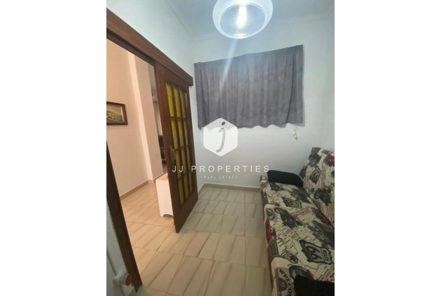 Tweedehands - Chalet -
Torrevieja - Centro