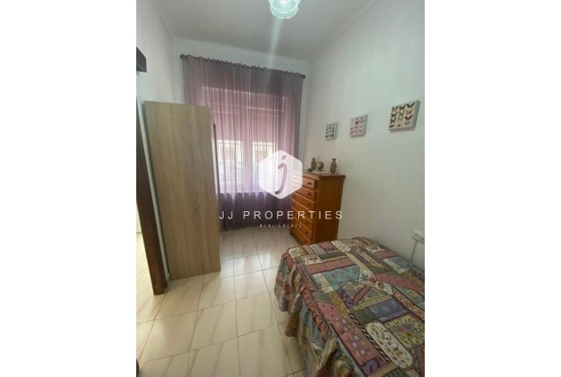 Tweedehands - Chalet -
Torrevieja - Centro