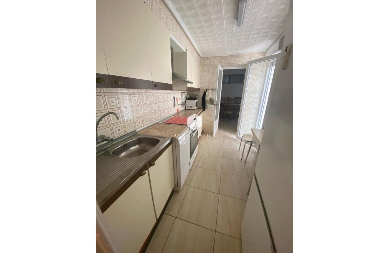 Tweedehands - Chalet -
Torrevieja - Centro