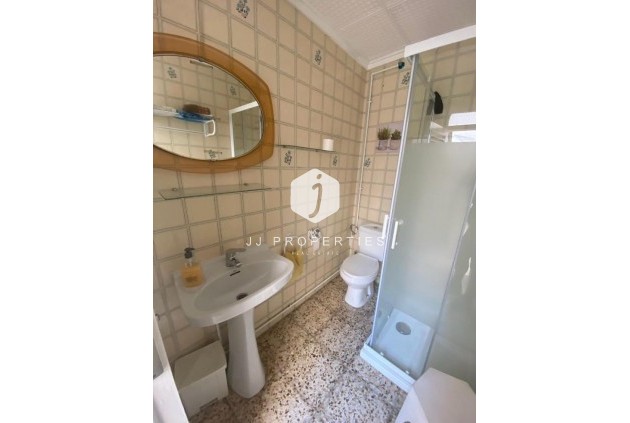 Tweedehands - Chalet -
Torrevieja - Centro