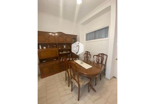 Tweedehands - Chalet -
Torrevieja - Centro