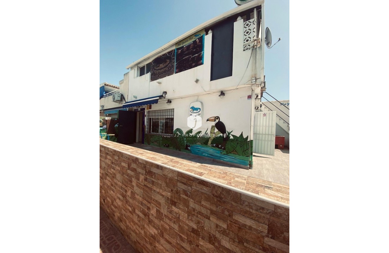 Tweedehands - Chalet -
Torrevieja - Parque Acuático - Sector 25