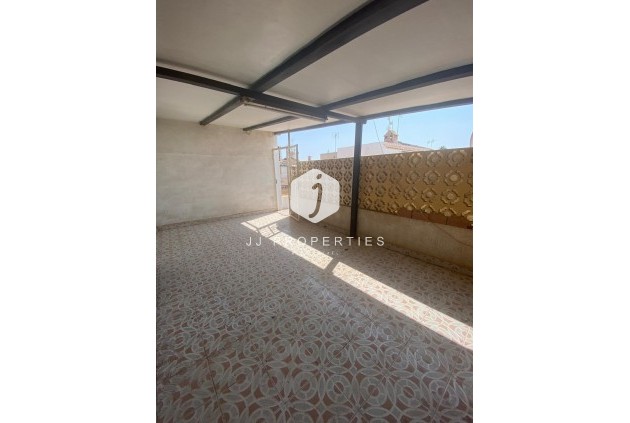 Tweedehands - Chalet -
Torrevieja - Parque Acuático - Sector 25