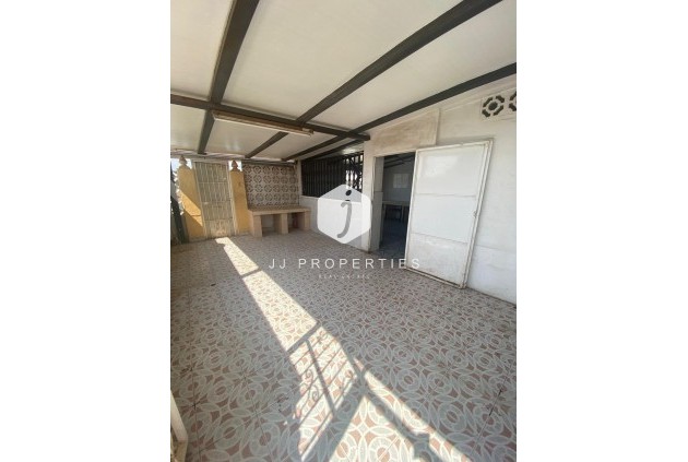 Tweedehands - Chalet -
Torrevieja - Parque Acuático - Sector 25